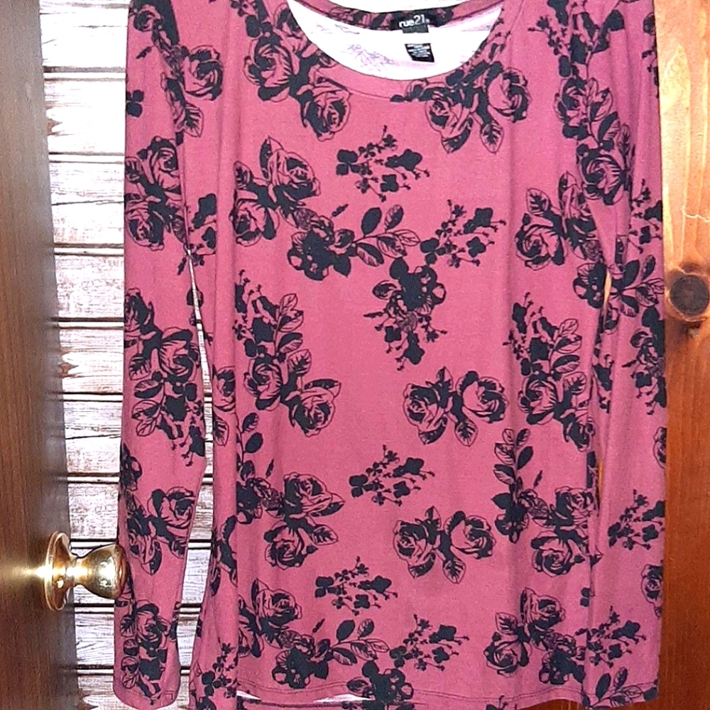 Burgundy long sleeve shirt with black roses